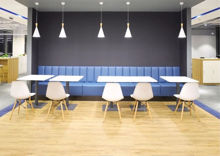 康冠分析為什么二手辦公家具越來越受歡迎？