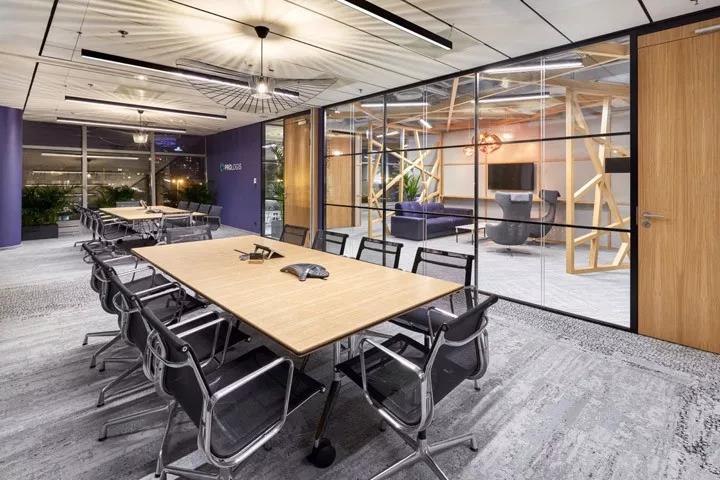 簡約實用辦公家具，定義現(xiàn)代時尚新潮流！